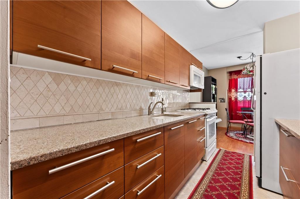 458 Neptune Avenue 6t Property Photo 6