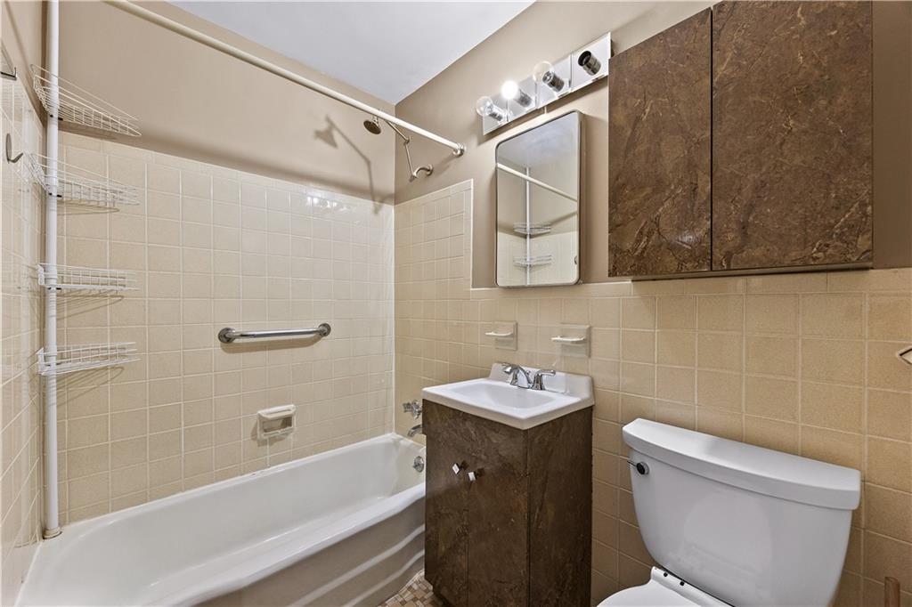 458 Neptune Avenue 6t Property Photo 13