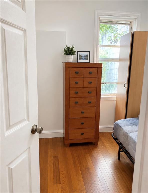 2805 Cropsey Avenue Property Photo 8