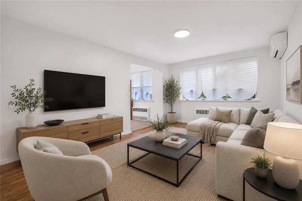 1122 East 57th Street Property Photo 19