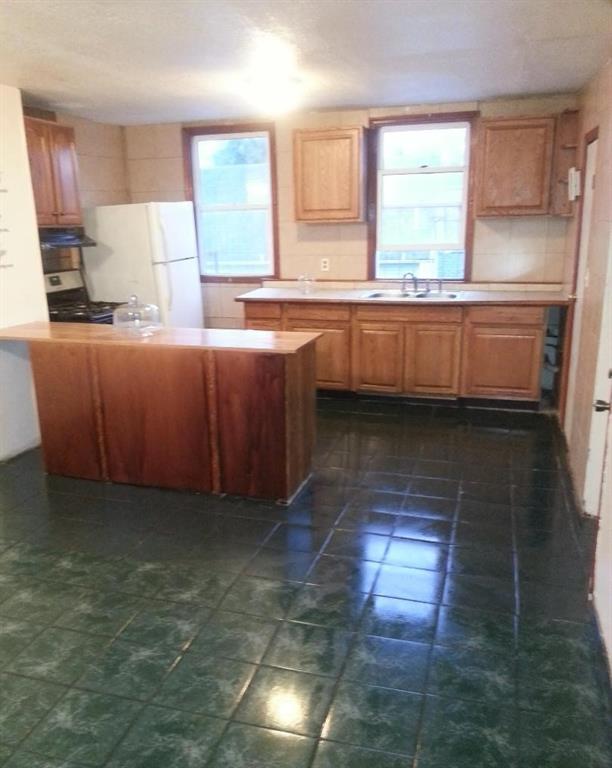 76 Grove Avenue Property Photo 13