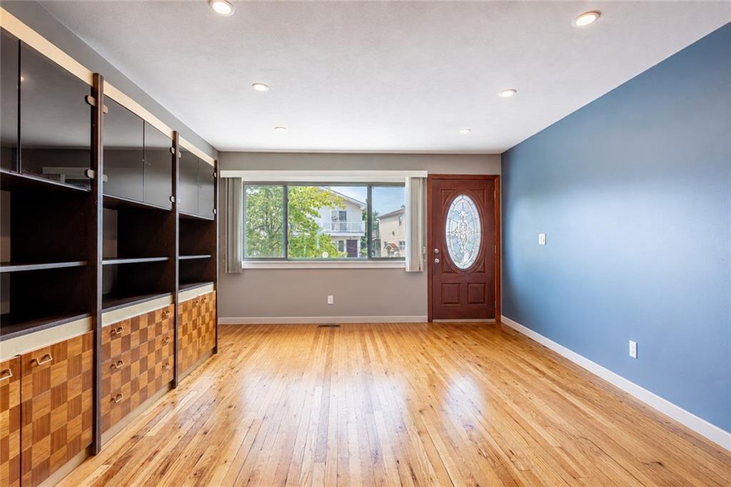 62 Mayberry Promenade Property Photo 4