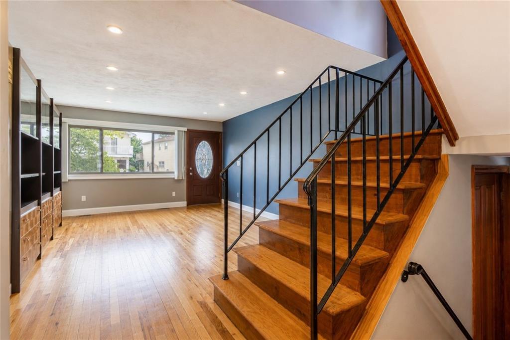 62 Mayberry Promenade Property Photo 8