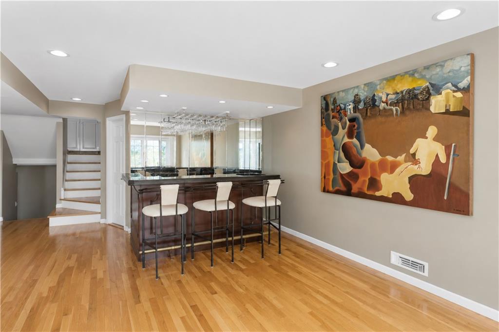 2445 East 65th Street Property Photo 27