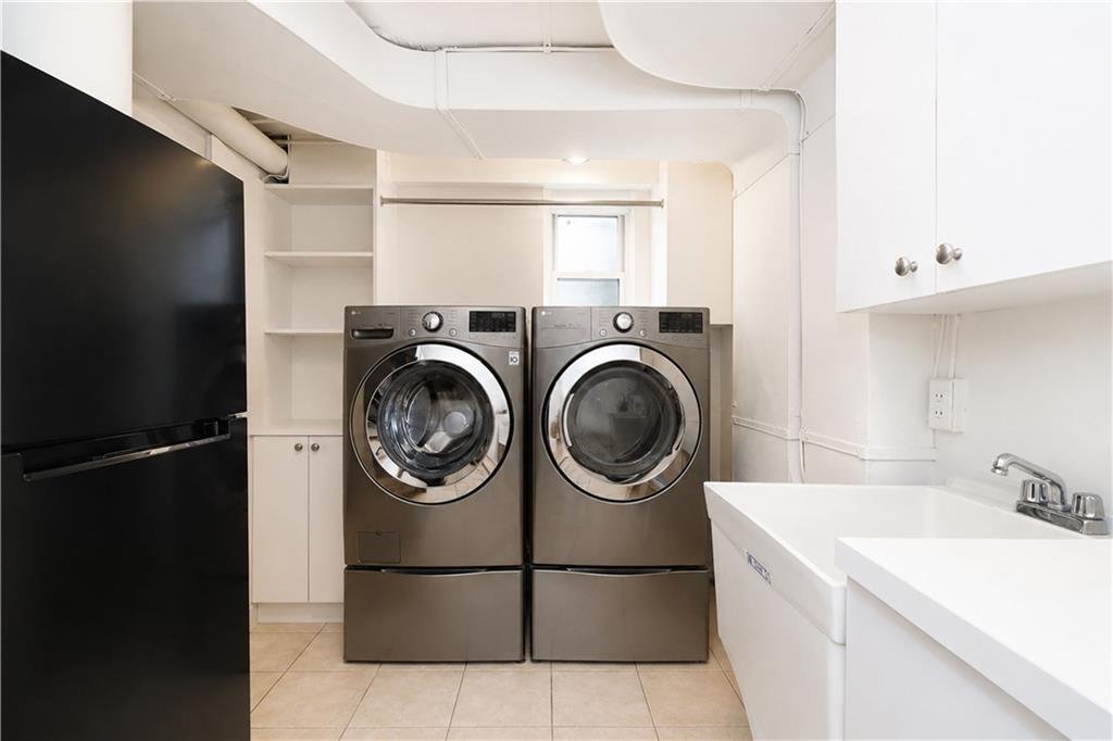 2445 East 65th Street Property Photo 36