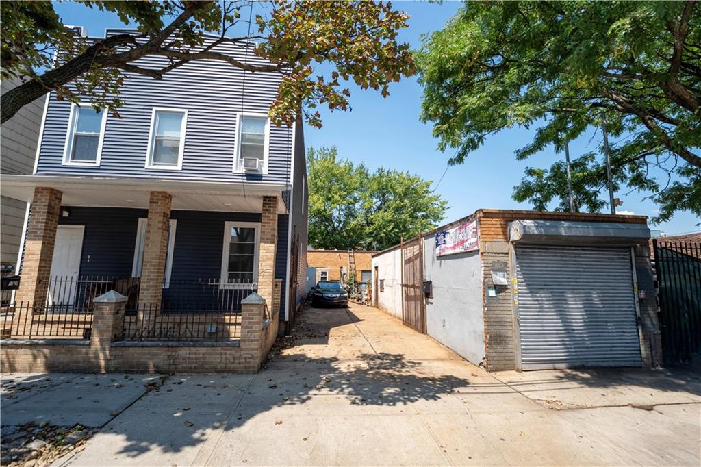 1629 Decatur Street Property Photo 1