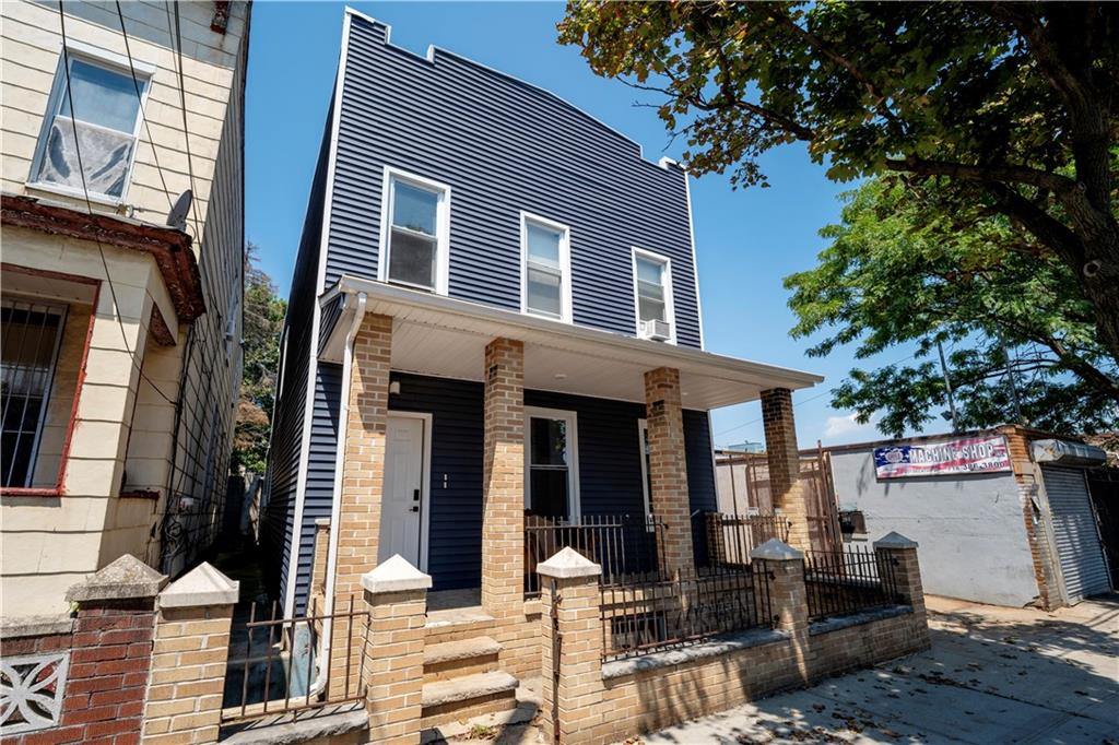 1629 Decatur Street Property Photo 2