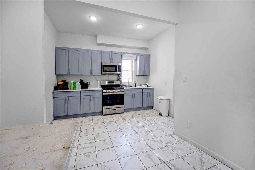 1629 Decatur Street Property Photo 10