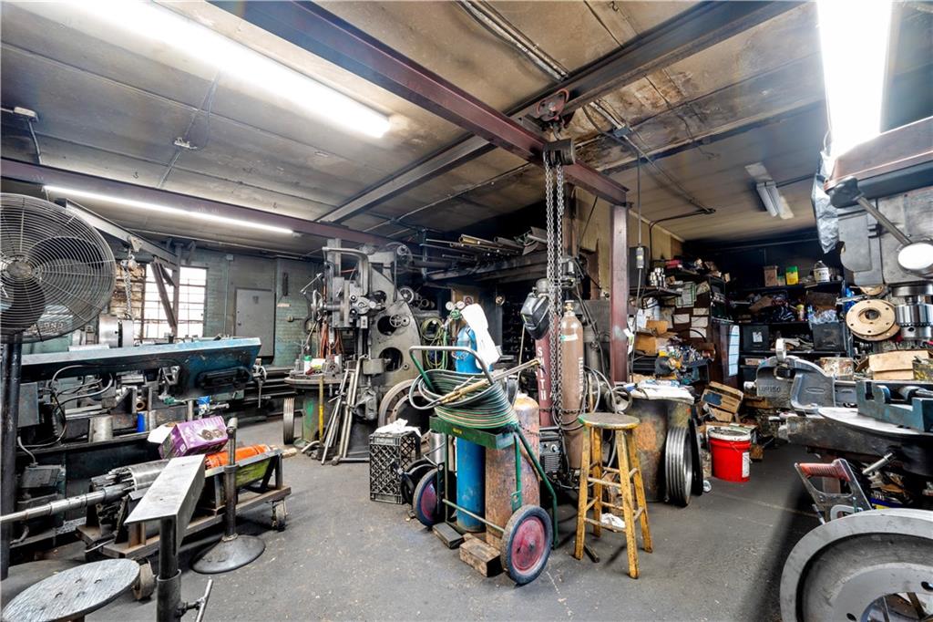 1629 Decatur Street Property Photo 24
