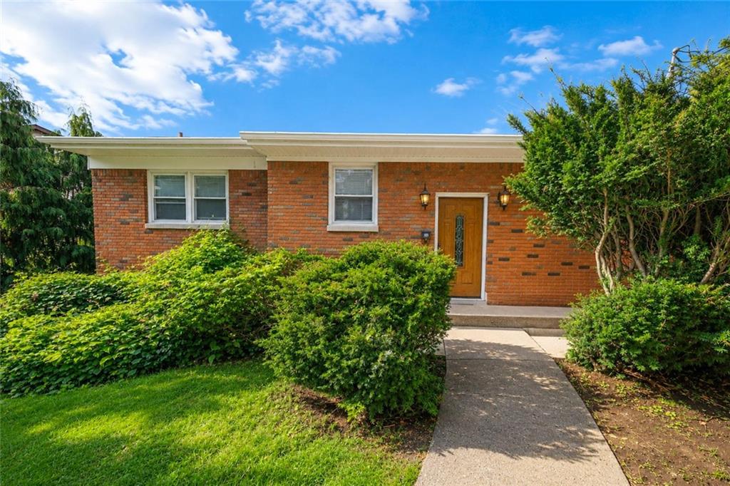 96 Longview Road Property Photo 1