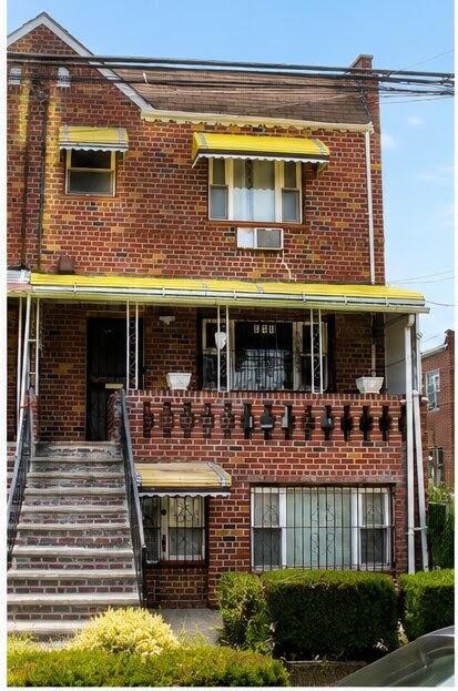 690 East 96th Street Property Photo 2