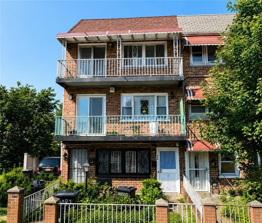 2082 East 55th Street Property Photo 1