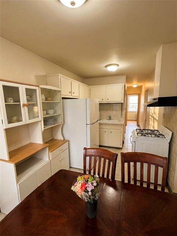 48-17 58th Street Property Photo 3