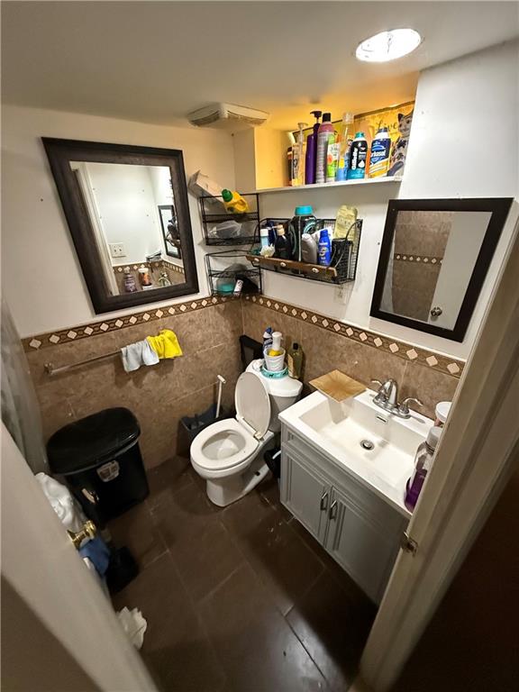 48-17 58th Street Property Photo 15