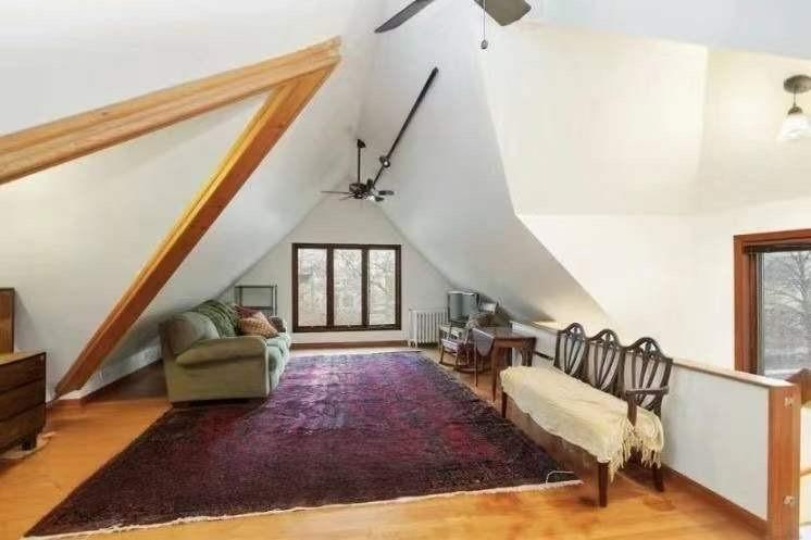 1433 Bay Ridge Parkway Property Photo 7