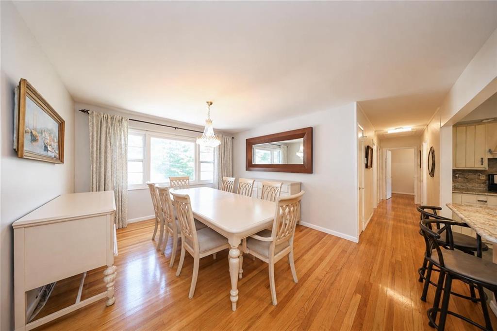 93 Centre Avenue Property Photo 9