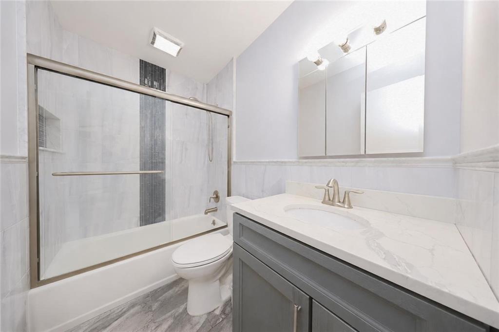 93 Centre Avenue Property Photo 21