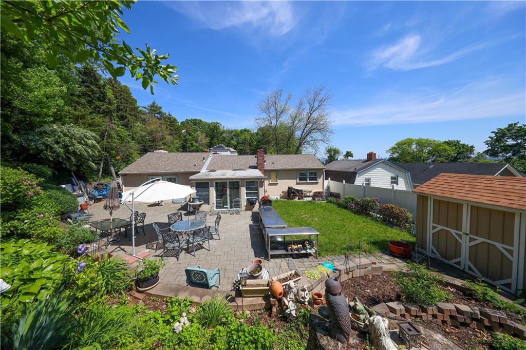 93 Centre Avenue Property Photo 33