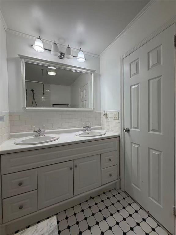 4327 215th Street Property Photo 24