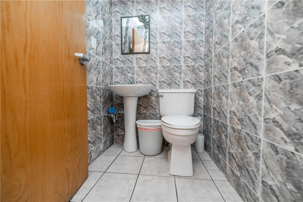 1749 East 16th Street 1 Property Photo 4