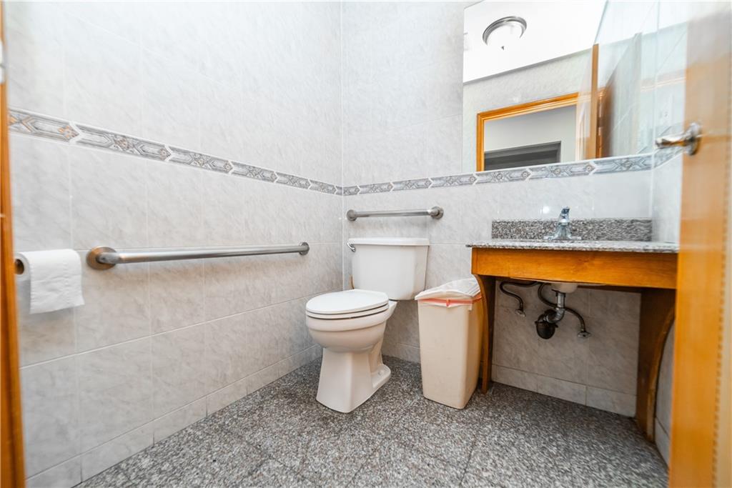 1749 East 16th Street 1 Property Photo 5