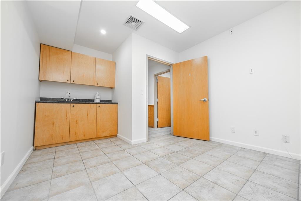 1749 East 16th Street 1 Property Photo 10