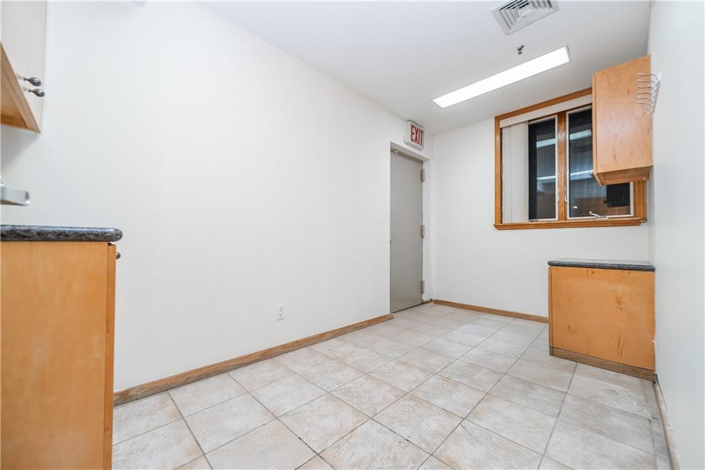 1749 East 16th Street 1 Property Photo 11