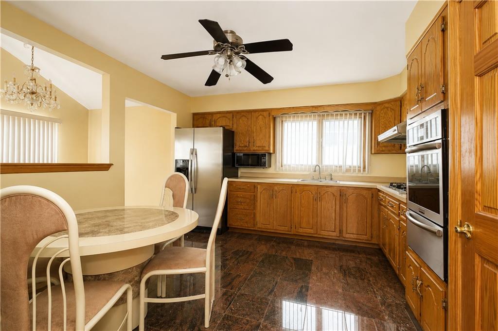 70 Roosevelt Avenue Property Photo 21
