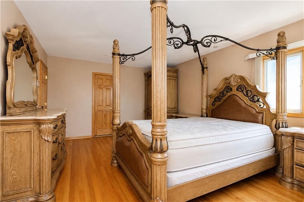 70 Roosevelt Avenue Property Photo 26