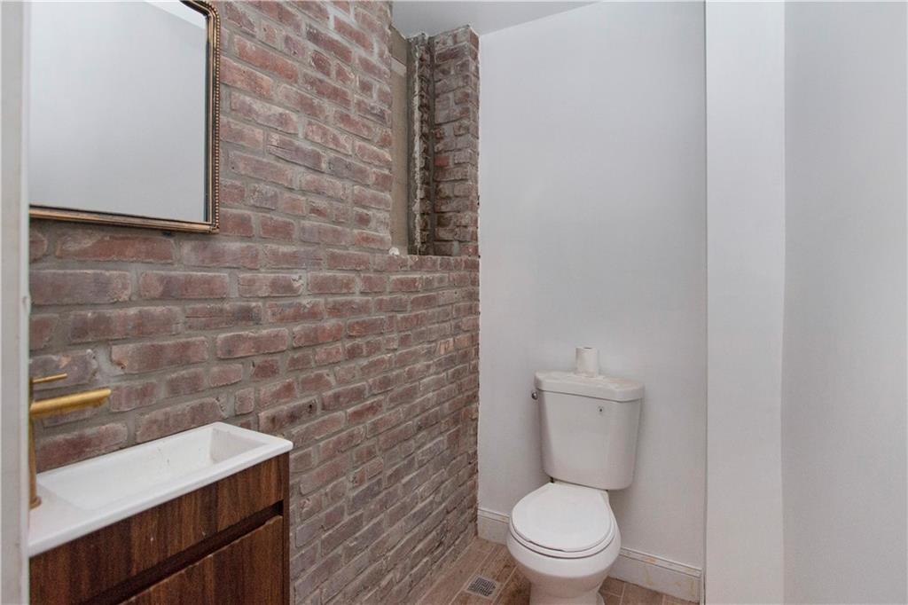 1655 Bath Avenue Property Photo 3
