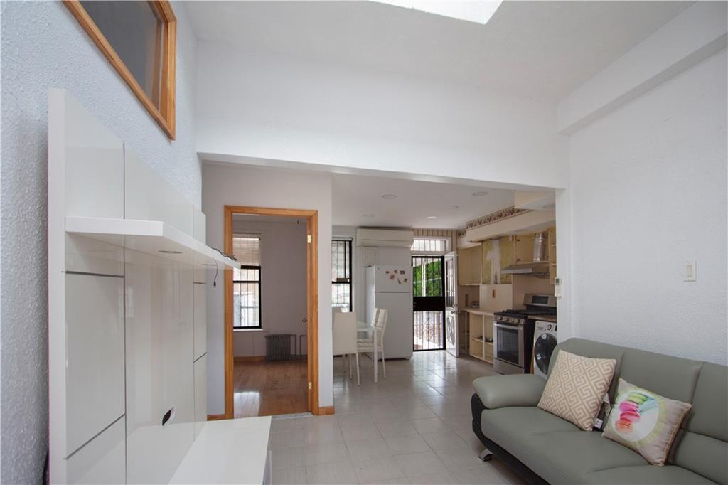 1655 Bath Avenue Property Photo 11