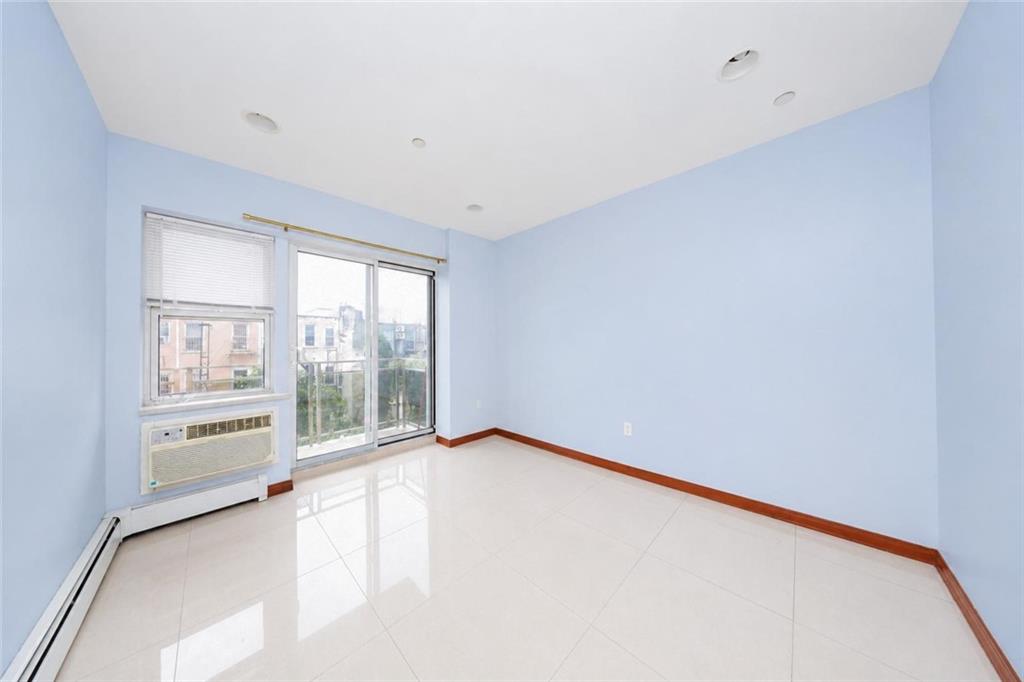 667 61st Street 3c Property Photo 6