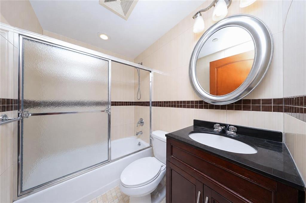 667 61st Street 3c Property Photo 11