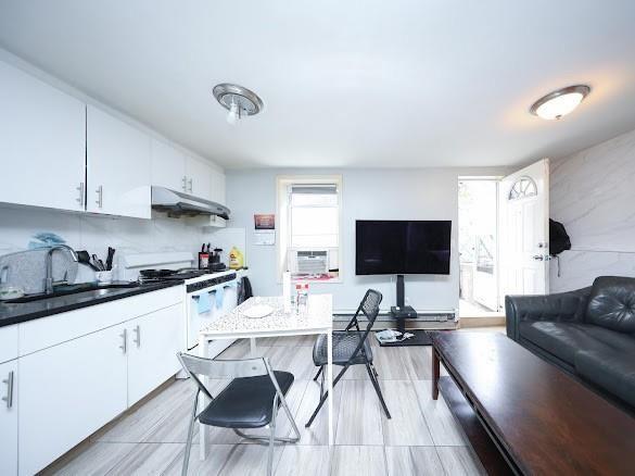 203 Gelston Avenue Property Photo 3