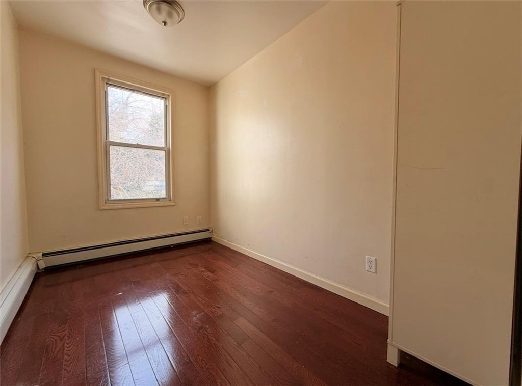 203 Gelston Avenue Property Photo 8