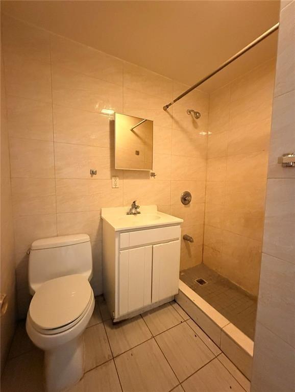 203 Gelston Avenue Property Photo 9