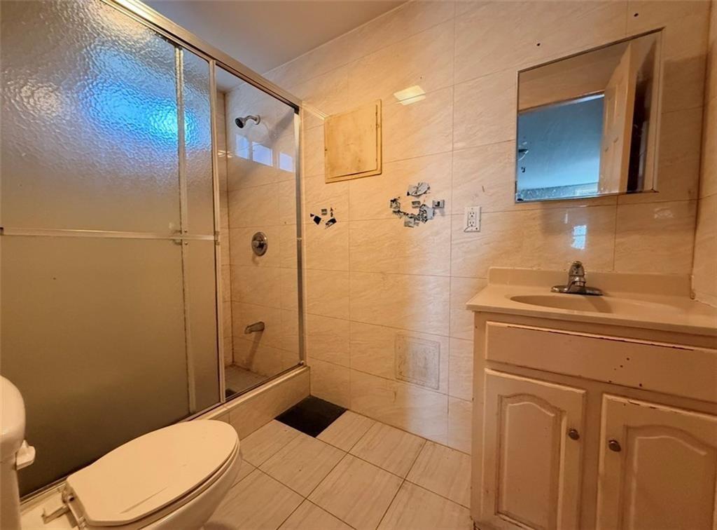 203 Gelston Avenue Property Photo 11