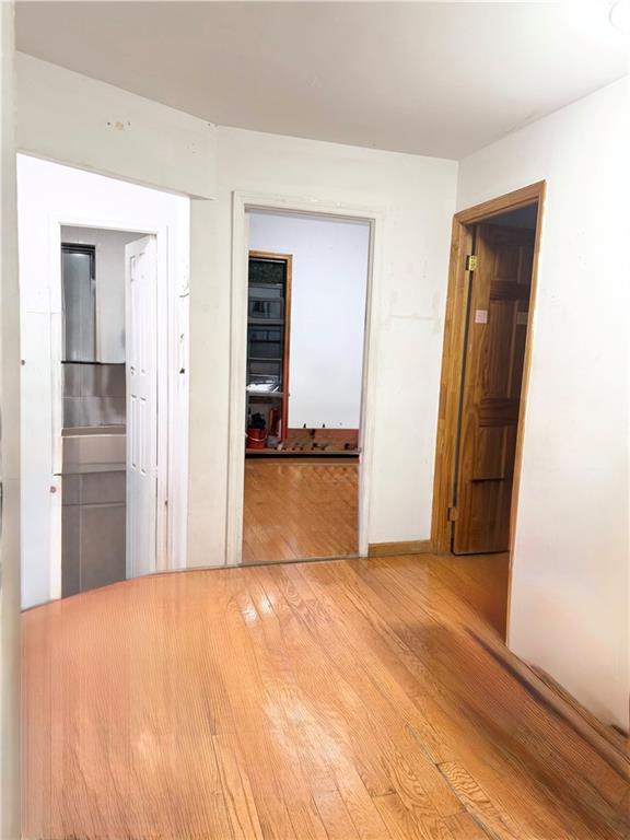 548 56th Street Property Photo 9