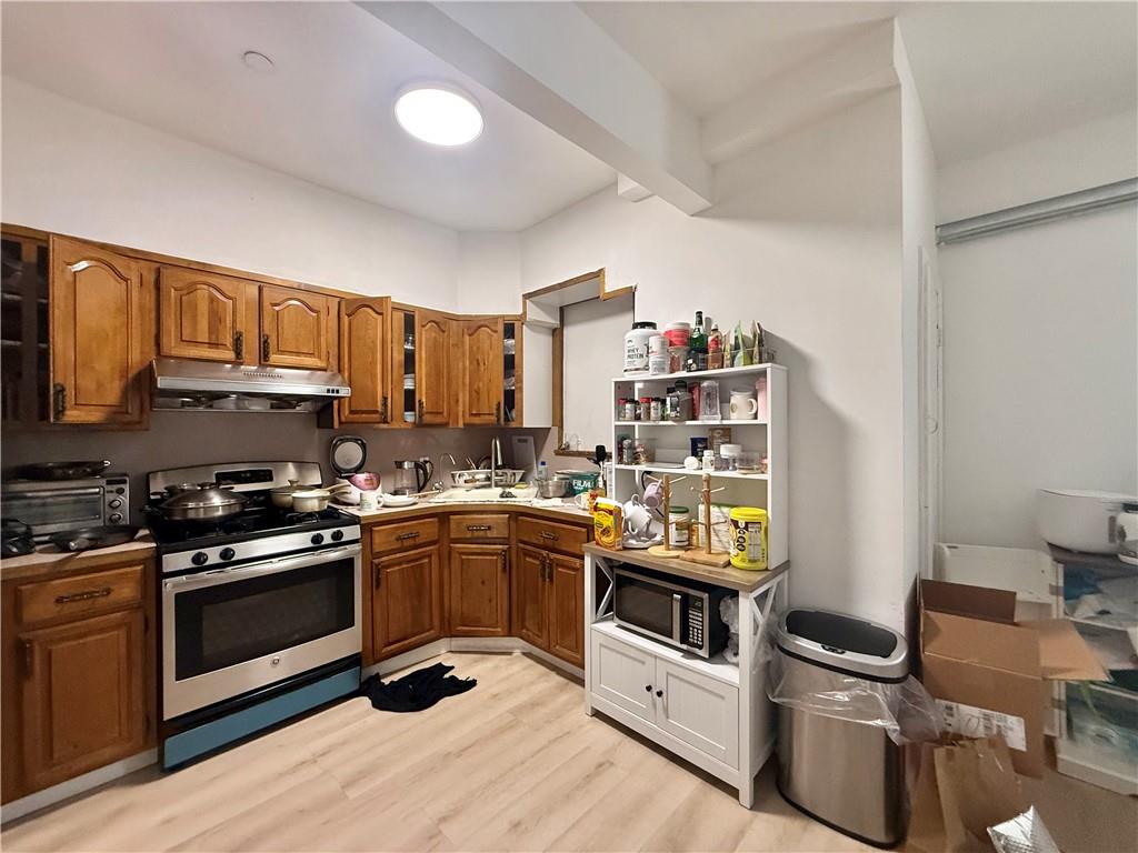 1567 73rd Street Property Photo 7