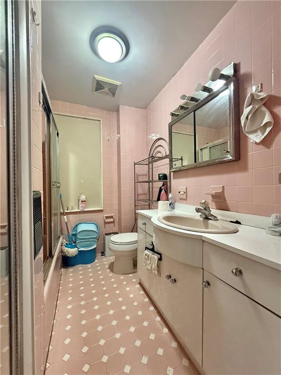 1567 73rd Street Property Photo 17