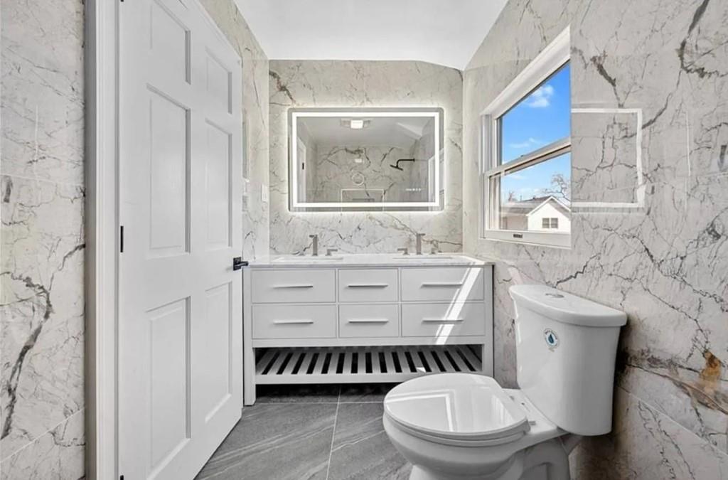 130 Jefferson Street Property Photo 17