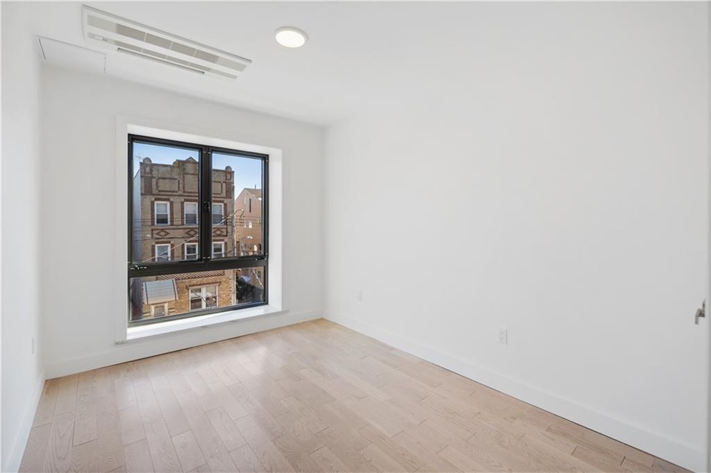 168 Bay 49th Street 2b Property Photo 6