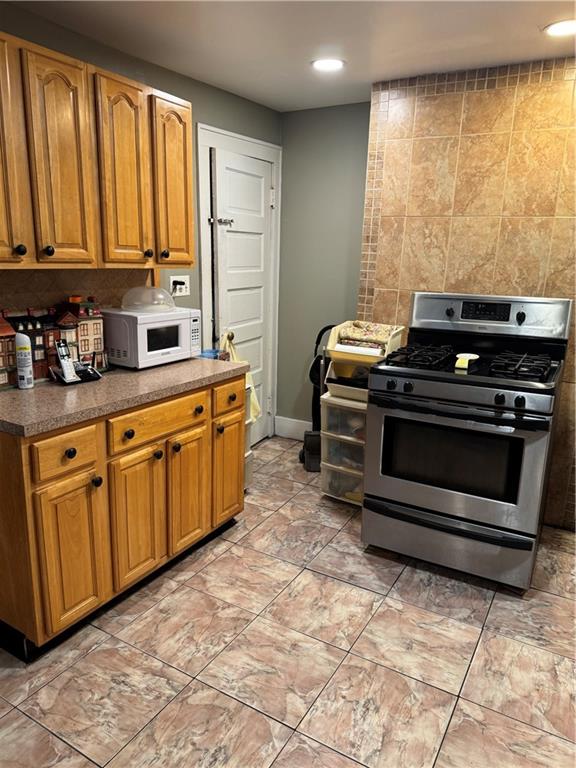 1339 Schenectady Avenue Property Photo 6