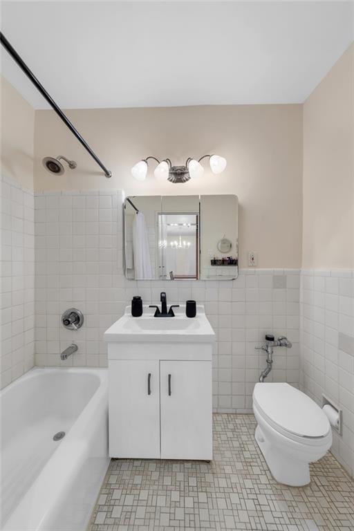 9201 Shore Road C708 Property Photo 7