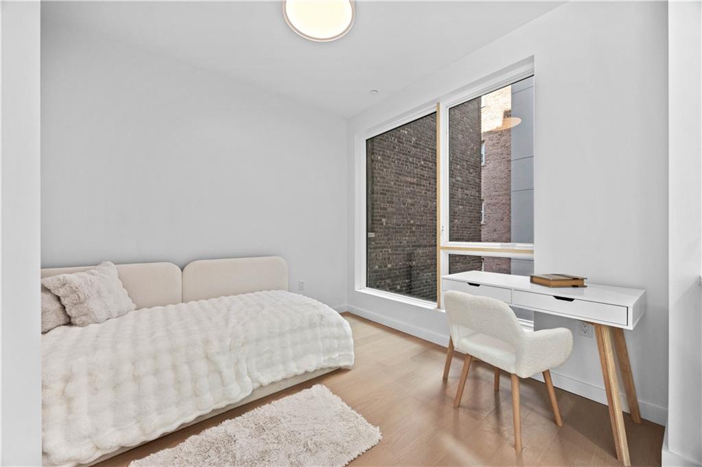 2183 Ocean Avenue 2e Property Photo 4