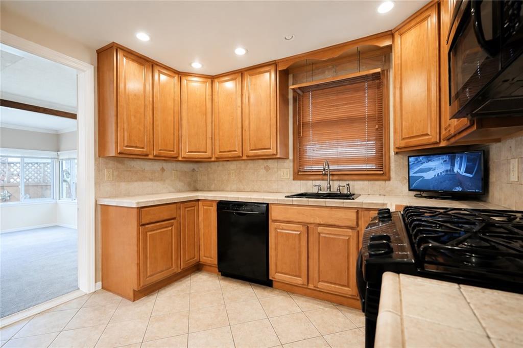 152 Crossfield Avenue Property Photo 7
