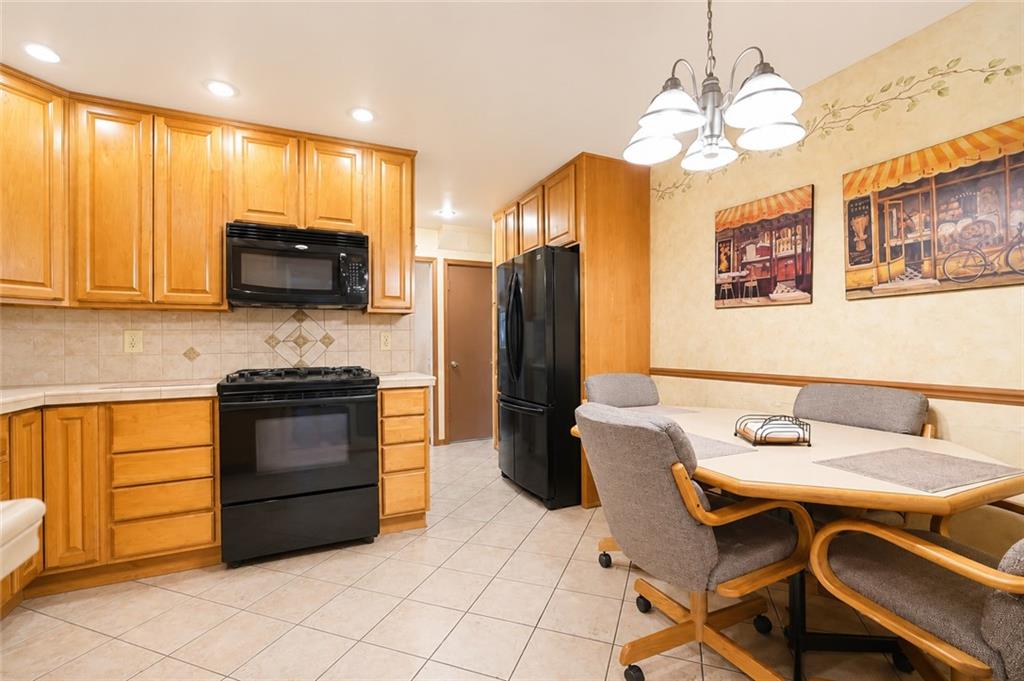 152 Crossfield Avenue Property Photo 9