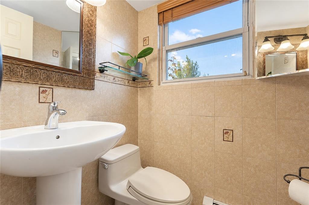 152 Crossfield Avenue Property Photo 11