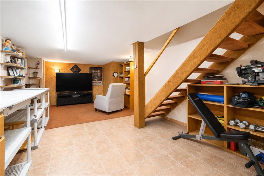 152 Crossfield Avenue Property Photo 22