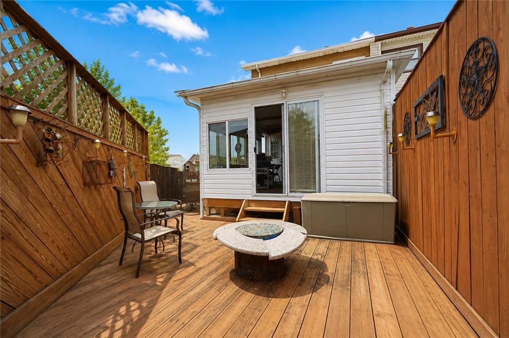 152 Crossfield Avenue Property Photo 31